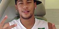 <p>Neymar se submeteu na última sexta-feira a cirurgias para extração das amígdalas e correção de desvio de septo, a pedido do Barça</p>  Foto: Instagram / Reprodução