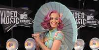 <p>Katy Perry tem o visual inspirado na personagem Lolita, do filme homônimo de Stanley Kubrick</p>  Foto: Getty Images 