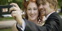 <p>14% das mulheres disseram não terem foto do casamento por não se acharem bonitas o suficiente</p>  Foto: Getty Images 
