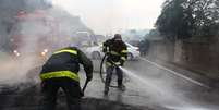 <p>Na rodovia Anhanguera houve bloqueios da pista por manifestantes</p>  Foto: Marcos Bezerra / Futura Press