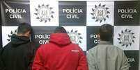 Policiais prenderam três suspeitos de tráfico de droga em Guaíba, região metropolitana de Porto Alegre  Foto: Polícia Civil do RS / Divulgação