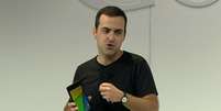 Hugo Barra, o brasileiro que chefia Android no Google, exibe novo Nexus 7  Foto: Reprodu&ccedil;&atilde;o