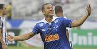 <p>Cruzeiro goleou reservas do Atlético-MG por 4 a 1 no Mineirão</p>  Foto: Denilton Dias / Vipcomm