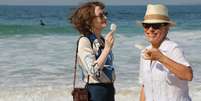 <p>Na trama, a atriz faz par romântico com a personagem da australiana Miranda Otto</p>  Foto: Divulgação