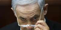 <p>Primeiro-ministro israelense Benjamin Netanyahu disse que ataque é "crime cometido pelo regime sírio contra seu próprio povo"</p>  Foto: Gali Tibbon / Reuters