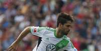 <p>Diego é o destaque do Wolfsburg; meia pode voltar pelo sonho de tentar disputar a Copa</p>  Foto: AFP