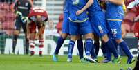 <p>Accrington, da quarta divisão inglesa, comemora gol marcado contra o Middlesbrough na Copa da Liga, em agosto</p>  Foto: Getty Images 