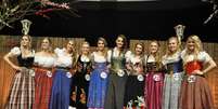 <p>Finalistas que concorrem &agrave; coroa da 31&ordf; Oktoberfest; foto sem a presen&ccedil;a de Flavia Regina Sedrez</p>  Foto: Andr&eacute; Cunha / vc rep&oacute;rter