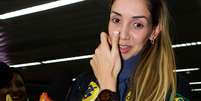 <p>Tha&iacute;sa recebeu flores do namorado, o ator Rodrigo Medeiros</p>  Foto: Gazeta Esportiva