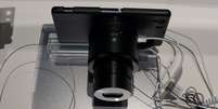 <p>&nbsp;Cyber-shot QX-10, o modelo de entrada possui&nbsp;zoom &oacute;ptico de 10x</p>  Foto: Henrique Martin / ZTOP