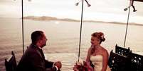 <p>Miriam Damares e Guilherme Ribeiro Gomens se casaram em 2012 em um cruzeiro da MSC no Brasil. Eles convidaram 70 pessoas para a cerimônia</p>  Foto: Casamento no Navio / Divulgação