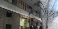 <p>Apesar de greve, agência dos Correios no centro do Rio de Janeiro amanheceu aberta nesta quinta-feira</p>  Foto: José Carlos Pereira de Carvalho / vc repórter