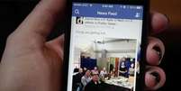 Facebook ganhou um design renovado, em sintonia com o iOS 7  Foto: Reprodução