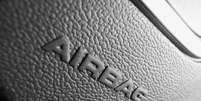 Todos os carros novos a partir de 2014 deverão ter airbag e ABS  Foto: Shutterstock