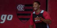 <p>Derrick Rose, recuperado de les&atilde;o, est&aacute; no Brasil para jogo da pr&eacute;-temporada da NBA</p>  Foto: Mauro Pimentel / Terra