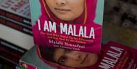 <p>O livro "Eu sou Malala", autobiografia lançada pela paquistanesa nesta semana</p>  Foto: AP