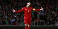 <p>Cristiano Ronaldo tem o maior salário do futebol mundial</p>  Foto: Cathal McNaughton / Reuters