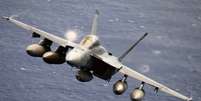 Caça F/A-18 Super Hornet é a aposta da Boeing para vencer a concorrência da FAB  Foto: US Navy / Divulgação
