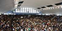 <p>Professores participam de assembleia no Clube Municipal, na Tijuca, zona norte do Rio de Janeiro (RJ), para decidir os rumos da greve</p>  Foto: Paulo Campos / Futura Press