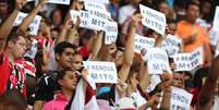 Torcida do São Paulo faz campanha para que Rogério Ceni adie a aposentadoria  Foto: Rubens Chiri/São Paulo FC / Divulgação