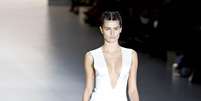 <p>Isabelli Fontana em desfile da Tufi Duek em março de 2013</p>  Foto: Bruno Santos / Terra