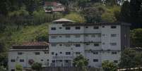 Sede do Instituto Royal, em São Roque, interior de São Paulo, de onde ativistas retiraram 178 cachorros da raça beagle que supostamente sofriam maus-tratos ao serem usados em pesquisas  Foto: Marcelo Camargo / Agência Brasil