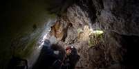 Arqueologos estão mapeando os dutos subterrâneos de Roma, considerados de grande importância arqueológica  Foto: AFP