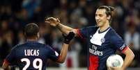 <p>Ibrahimovic mais uma vez comandou o PSG a uma vit&oacute;ria no Franc&ecirc;s; Lucas deu uma assist&ecirc;ncia</p>  Foto: Reuters