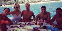 <p>Icardi (&agrave; direita) era amigo do casal Wanda Nara e Maxi L&oacute;pez</p>  Foto: Twitter