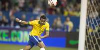 <p>Robinho fez gol que deu vit&oacute;ria para Sele&ccedil;&atilde;o Brasileira</p>  Foto: AFP