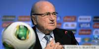 <p>Presidida por Blatter, Fifa distribuirá mais dinheiro no Brasil</p>  Foto: AFP