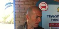 Zidane chega para sorteio; francês foi carrasco da Seleção em 1998 e 2006  Foto: Fábio de Mello Castanho / Terra