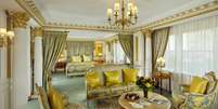 <p>A Towers Royal Suite, do hotel The New York Palace oferece a opulência do Palácio de Versalhes por R$ 33 mil diários</p>  Foto: Divulgação