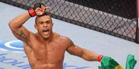 EM ALTA: Vitor Belfort  Foto: Wander Roberto/ Inovafoto/ UFC / Divulga&ccedil;&atilde;o