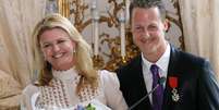 Corinna e os dois filhos seriam os únicos três herdeiros legais de Schumacher  Foto: AFP