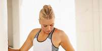 <p>Maria Sharapova exibiu sensualidade em apresentação de novos uniformes de treino para 2014</p>  Foto: Facebook / Reprodução