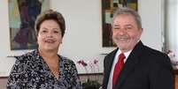 <p>Após tratamento, Lula volta a aparecer com barba, em encontro com a presidente Dilma</p>  Foto: Ricardo Stuckert/Divulgação