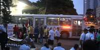 <p>Motoristas de ônibus cruzaram os braços desde segunda-feira em Porto Alegre</p>  Foto: Fernando Teixeira / Futura Press
