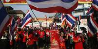 Manifestantes da oposi&ccedil;&atilde;o protestam contra as elei&ccedil;&otilde;es legislativas tailandesas em Bangkok  Foto: Reuters