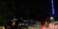 <p>&Ocirc;nibus do Corinthians chega ao Pacaembu sem a press&atilde;o da torcida</p>  Foto: Bruno Santos / Terra