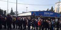 Russos formam filas para pegar o trem para o Parque Olímpico  Foto: Anderson Regio / Terra