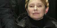 <p>Tymoshenko seguiu até a Praça da Independência para encontrar manifestantes após deixar a prisão</p>  Foto: Reuters