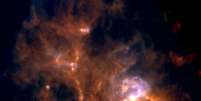 A nebulosa NGC 7538 é um dos poucos berçários de estrelas localizados "próximos" da Terra  Foto: ESA/Herschel/PACS/SPIRE / Divulgação