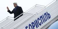 Kerry chega a Kiev para prestar apoio às novas autoridades ucranianas  Foto: AP