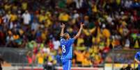 <p>Volante acertou chute de longe e fez 4 a 0</p>  Foto: Jefferson Bernardes / Vipcomm