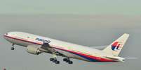 <p>Foto de dezembro de 2011 mostra o Boeing 777 da Malaysia Airlines, que desapareceu das telas de controle de tráfego aéreo nas primeiras horas deste sábado, transportando 239 pessoas</p>  Foto: AP