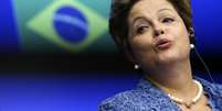 <p>Pesquisa aponta queda na popularidade da presidente Dilma</p>  Foto: Francois Lenoir / Reuters