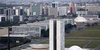 Vista aérea do Congresso Nacional em Brasília. A votação na Câmara dos Deputados do Marco Civil da Internet, espécie de Constituição da Web, será adiada mais uma vez para impedir que sua discussão seja contaminada pelo clima de tensão na base aliada, afirmaram nesta terça-feira líderes aliados e o próprio relator do projeto, deputado Alessandro Molon (PT-RJ). 20/01/2014  Foto: Ueslei Marcelino / Reuters