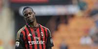 Balotelli lamenta chance desperdi&ccedil;ada pelo Milan  Foto: AP