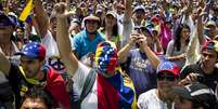 <p>Centenas de pessoas participaram de nova manifestação contra o governo de Nicolás Maduro, em Caracas</p>  Foto: EFE